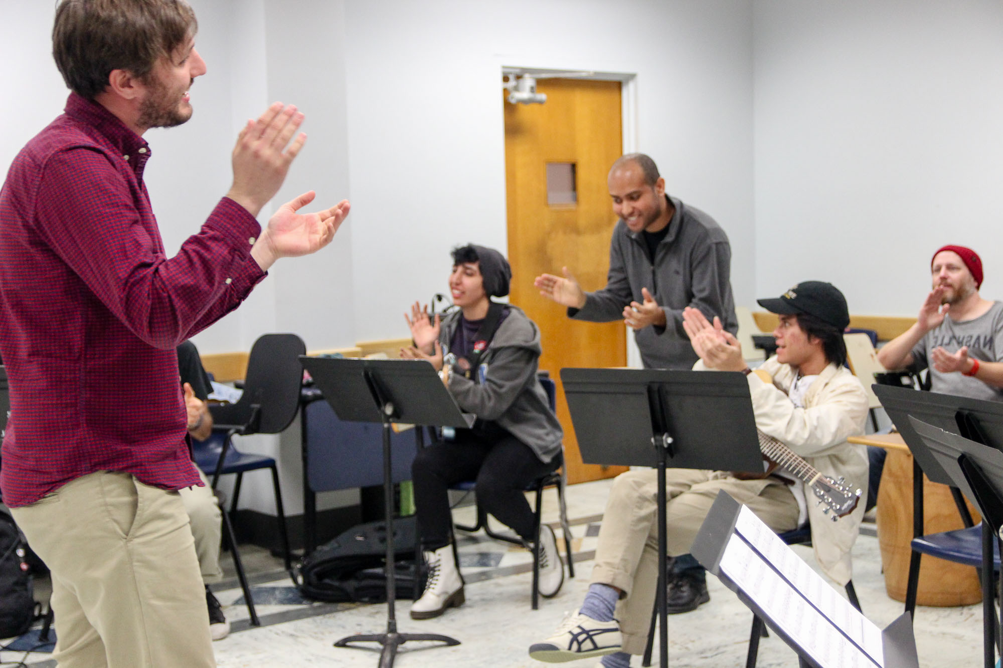 Students participate in Bridge to Everywhere workshop at UCLA's Herb Alpert School of Music. (Kim Nguyen Tran)